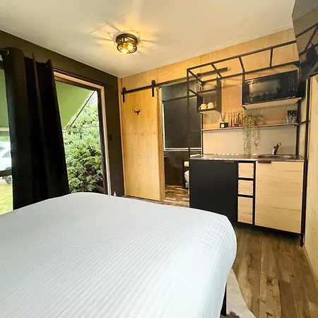 Stanthorpe Holiday Park Severnlea Room photo